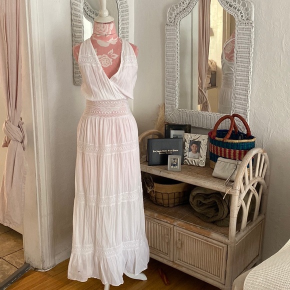 Welcome To My Closet 🤎 - Picture 7 of 16